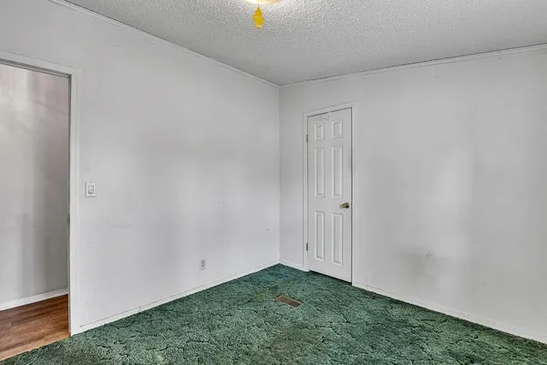 $135,000 | 1529 Angelique Street, St. Joseph, MO 64501