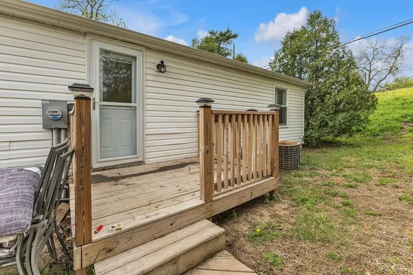 $135,000 | 1529 Angelique Street, St. Joseph, MO 64501