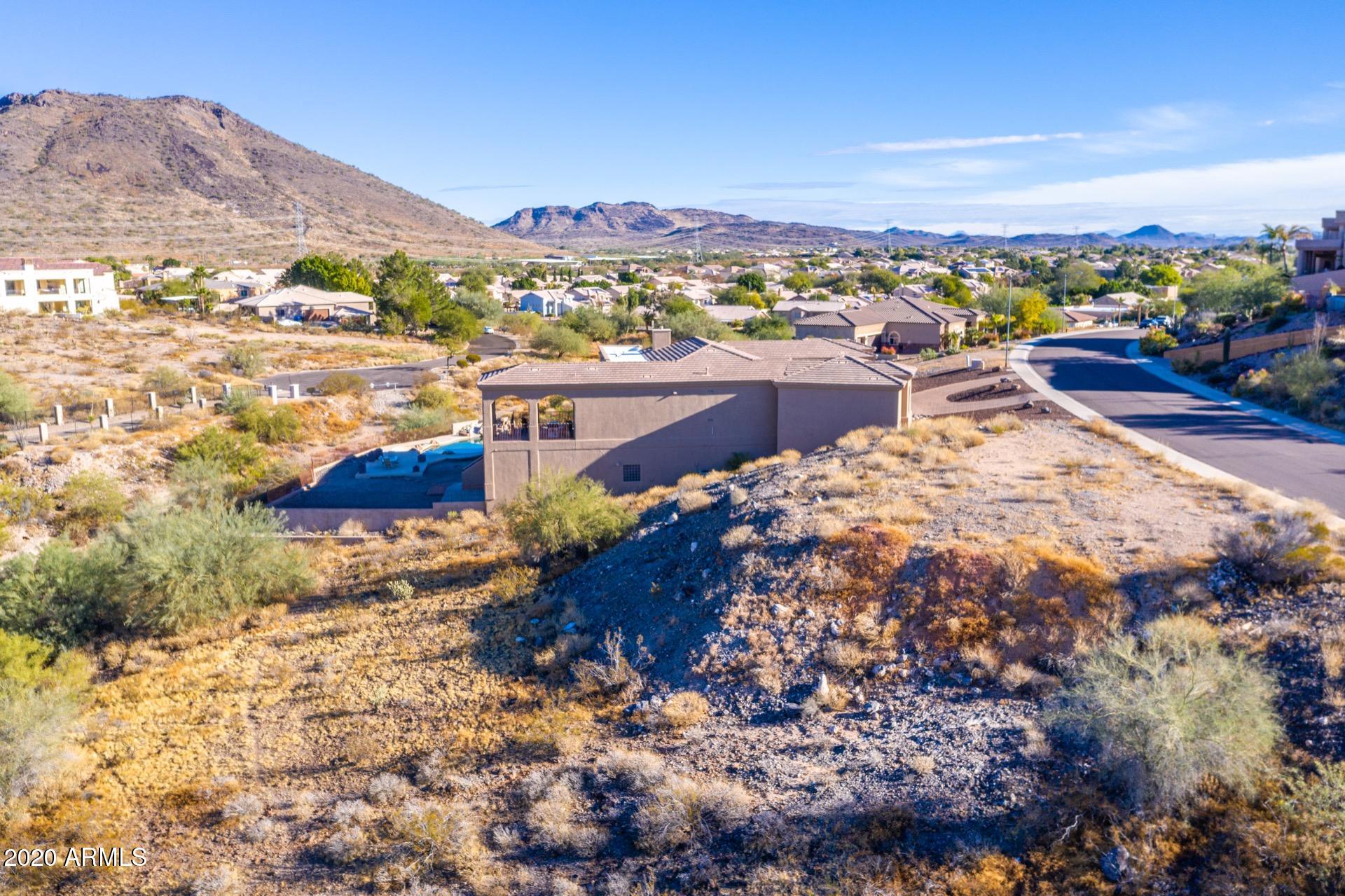 6152 West Alameda Road, Unit 11 Glendale, AZ 85310 - Photo 10 of 23 Drones Alameda 4