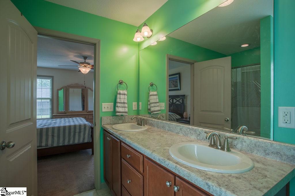 216 Sleepy River Road Simpsonville, SC 29681 - Photo 19 of 29 Gallery Image 19