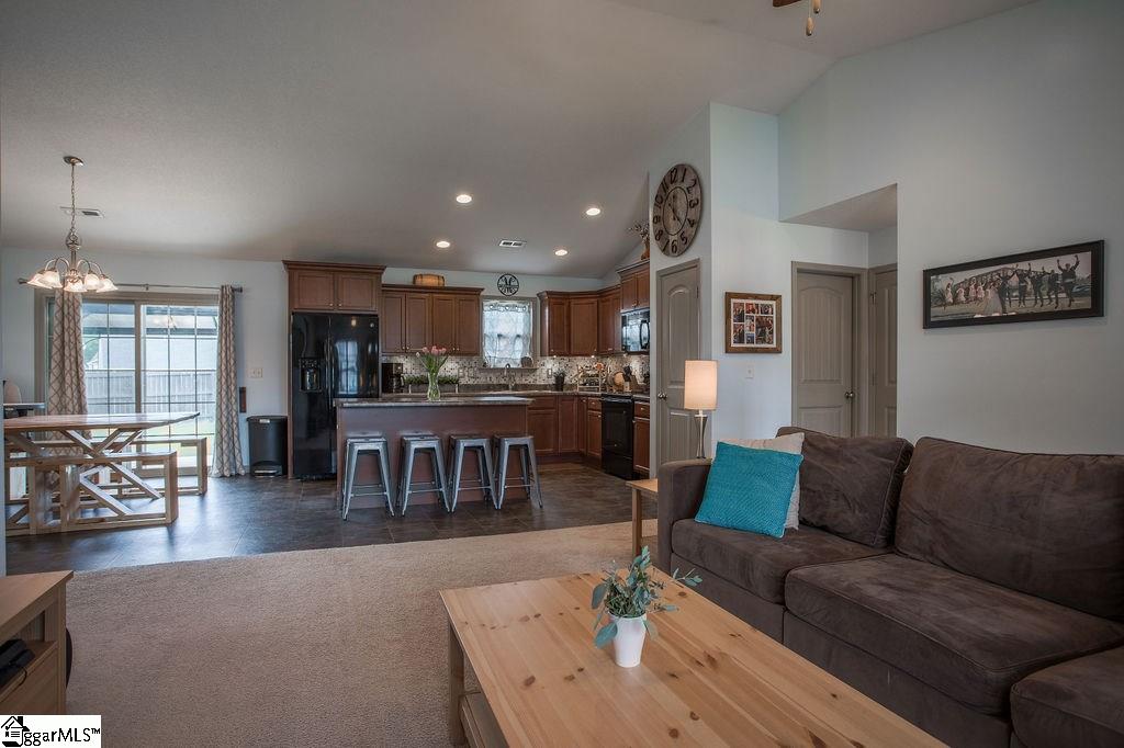 216 Sleepy River Road Simpsonville, SC 29681 - Photo 22 of 29 Gallery Image 22