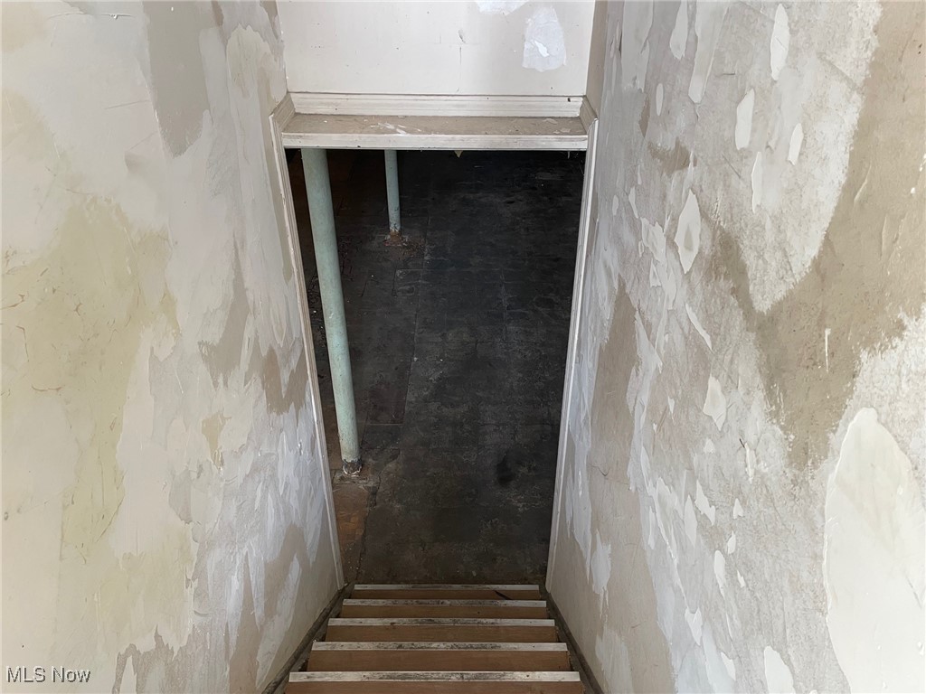 466 Babbitt Road Euclid, OH 44123 - Photo 27 of 36 Stairs to the basement
