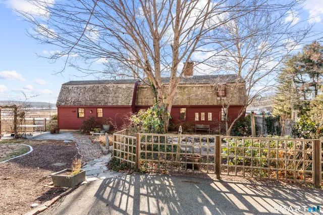 $685,000 | 1 Ferry Road, Chester, CT 06412