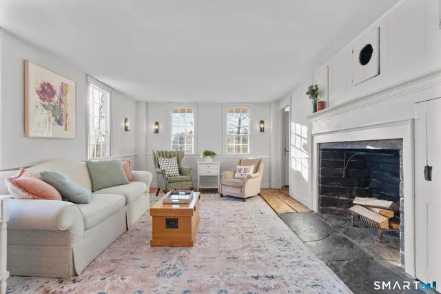 $685,000 | 1 Ferry Road, Chester, CT 06412