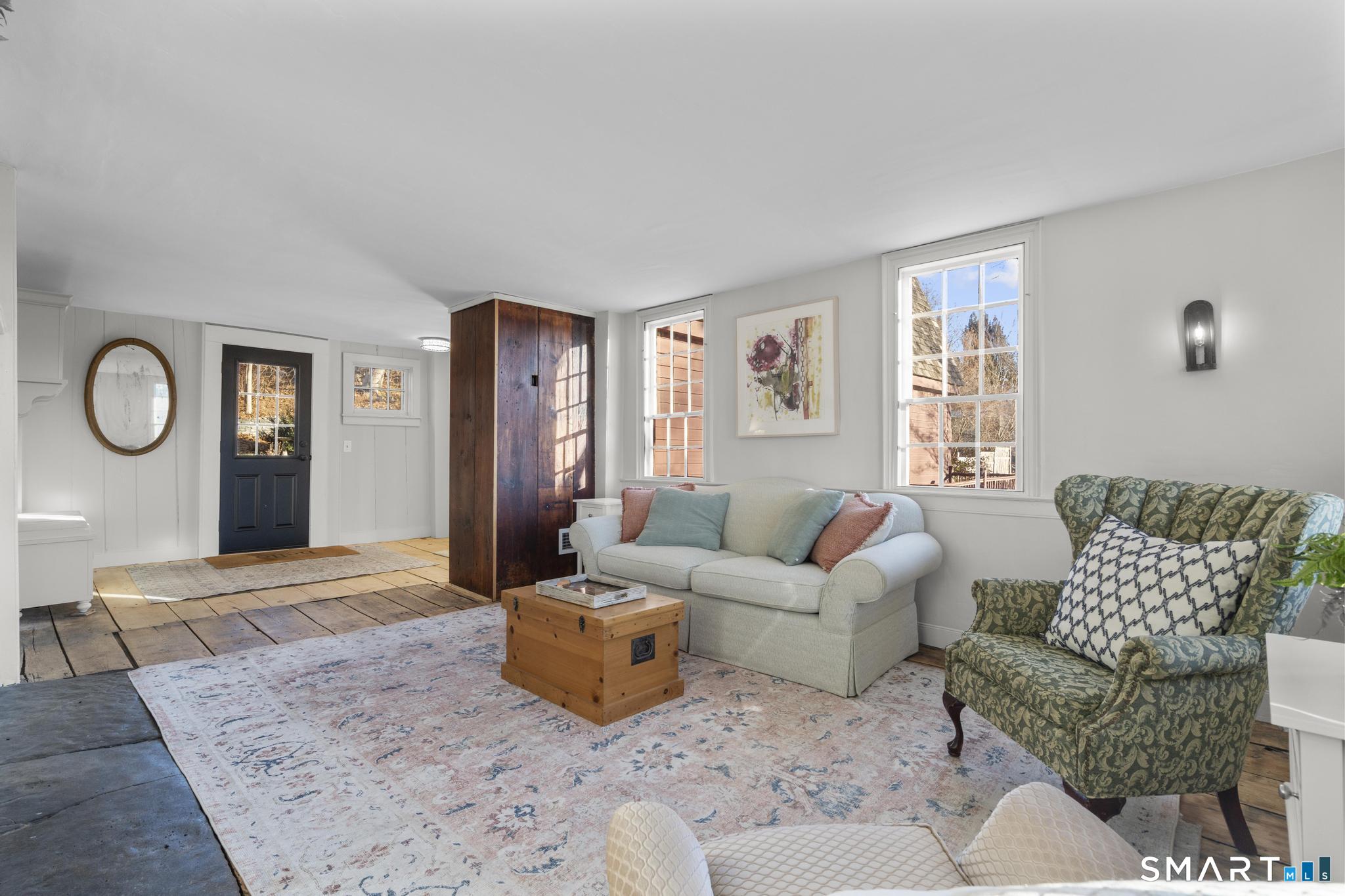 1 Ferry Road Chester, CT 06412 - Photo 9 of 40 a living room with furniture