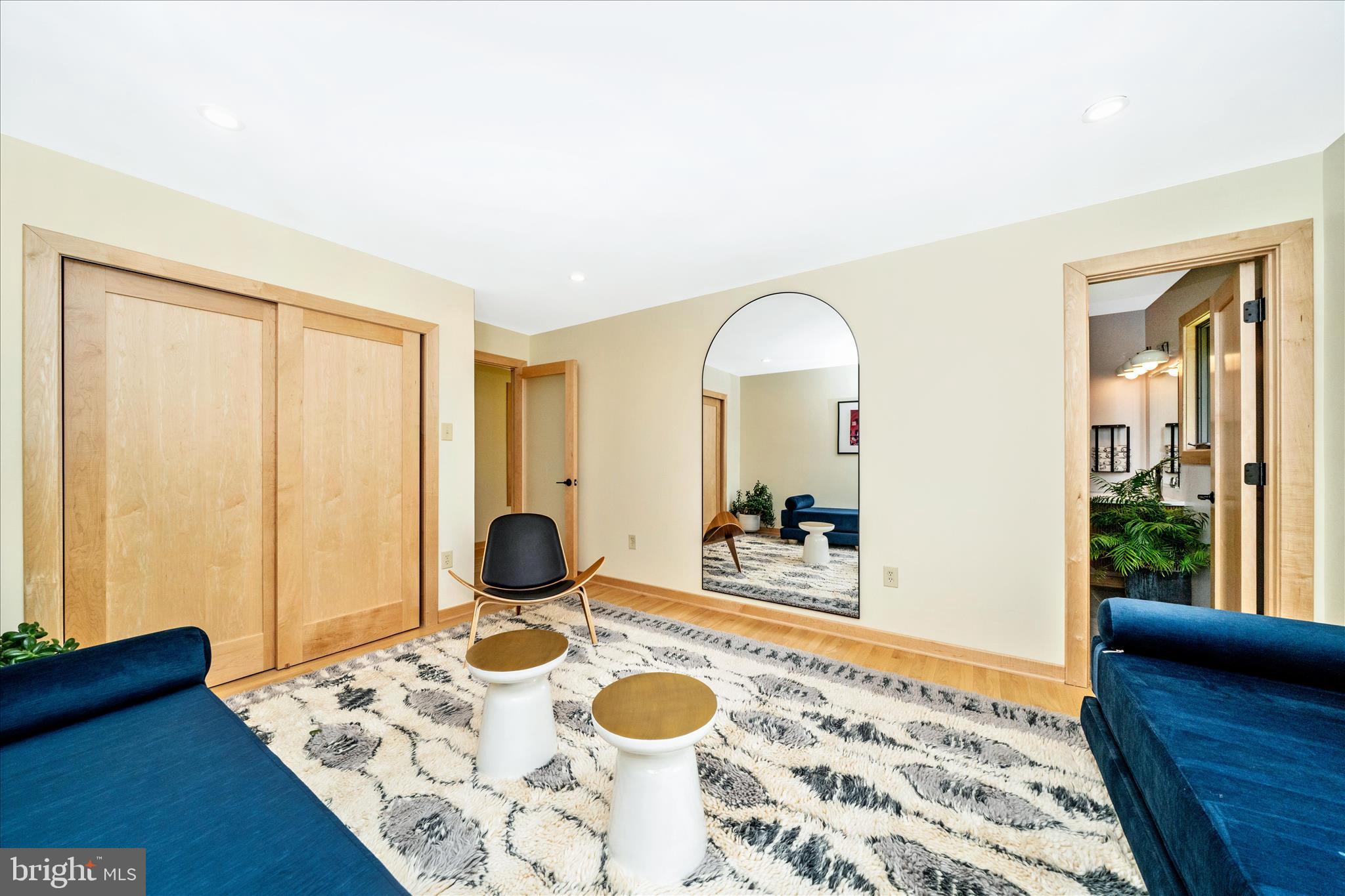 9237 Frostown Road Middletown, MD 21769 - Photo 47 of 113 Large space with natural light