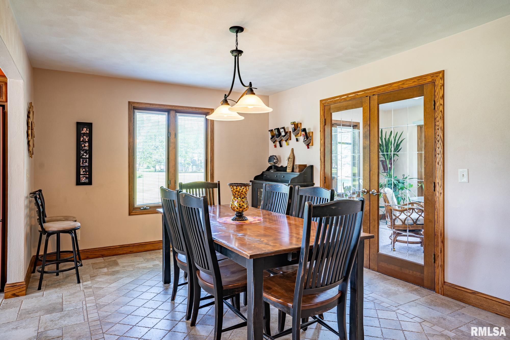 5104 South Cameron Lane Mapleton, IL 61547 - Photo 10 of 89