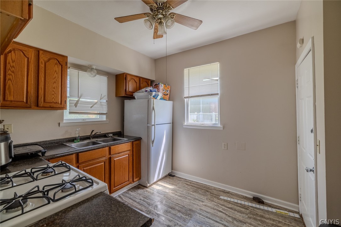 1406 Butternut Street Syracuse, NY 13208 - Photo 35 of 42