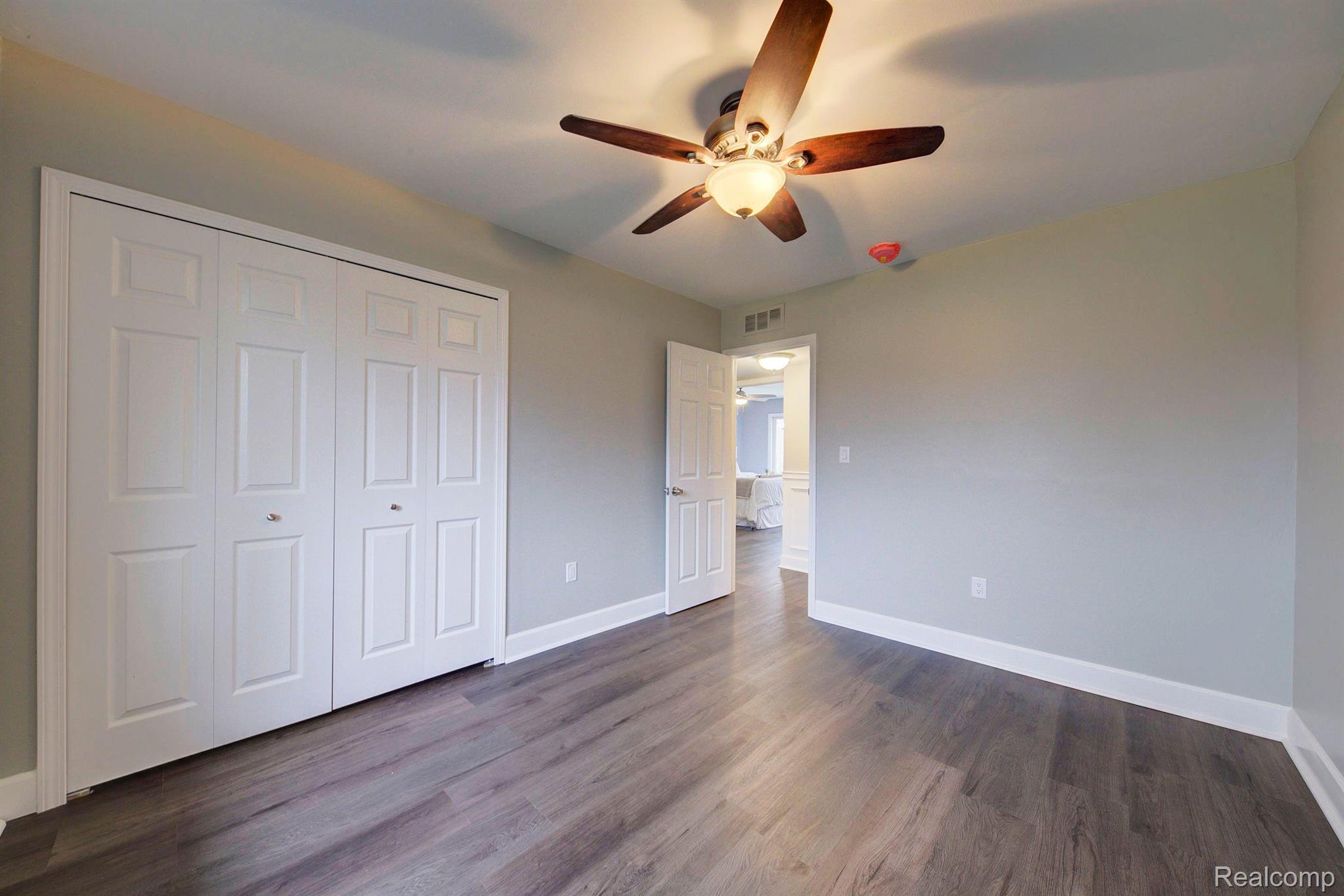 22667 Chestnut Tree Novi, MI 48375 - Photo 34 of 42