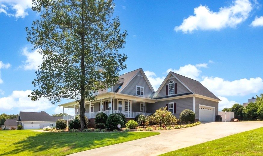 202 Edens Ridge Drive Six Mile, SC 29682 - Photo 1 of 37 Gallery Image 1