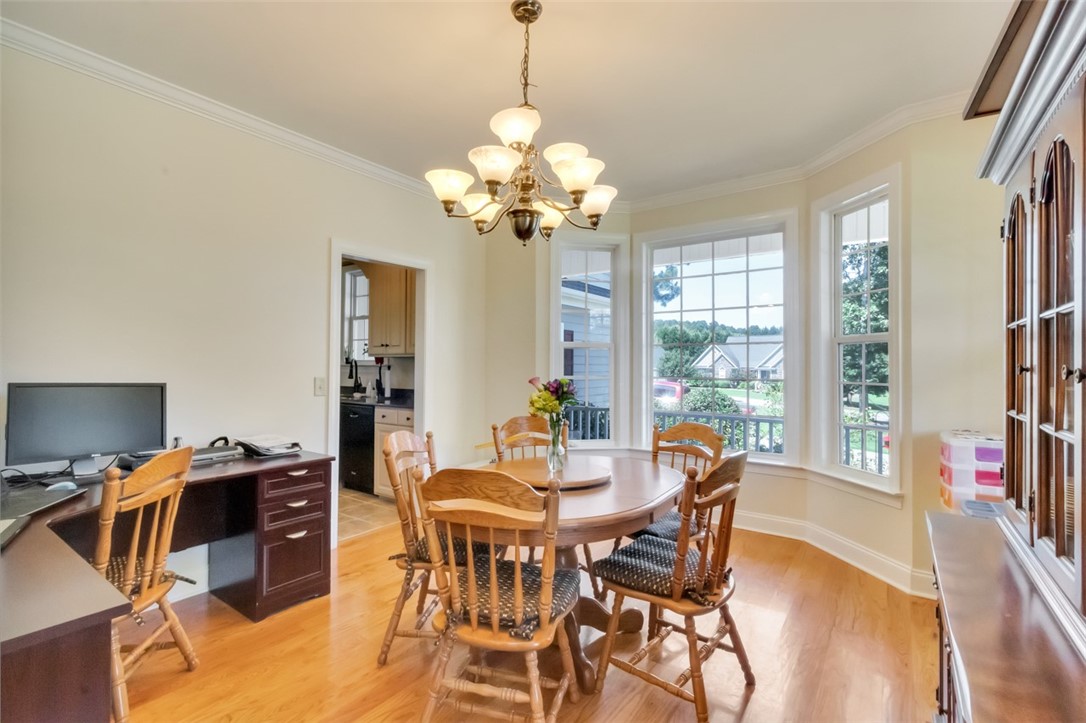 202 Edens Ridge Drive Six Mile, SC 29682 - Photo 11 of 37 Gallery Image 11