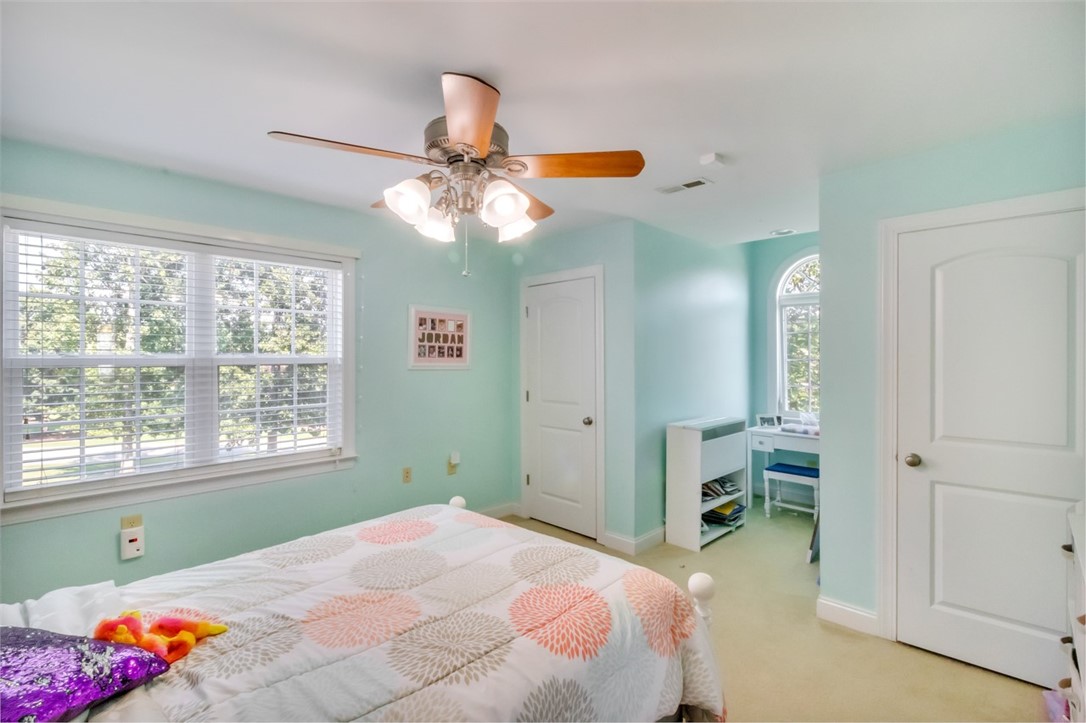 202 Edens Ridge Drive Six Mile, SC 29682 - Photo 17 of 37 Gallery Image 17