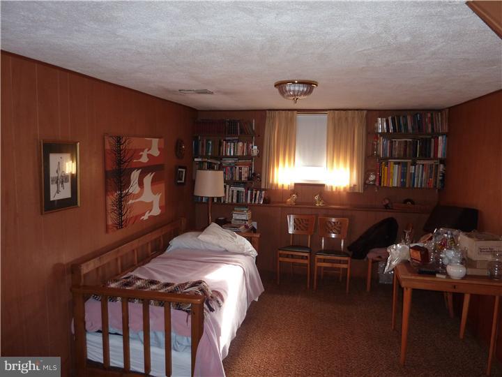 421 Kennerly Road Springfield, PA 19064 - Photo 5 of 6