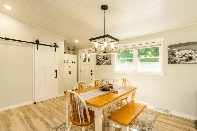 $799,000 | N2232 Peters Road, Sharon, WI 53585