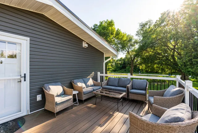 $799,000 | N2232 Peters Road, Sharon, WI 53585