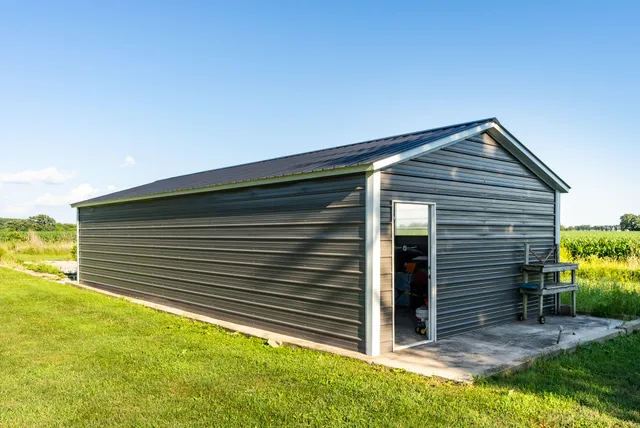 $799,000 | N2232 Peters Road, Sharon, WI 53585