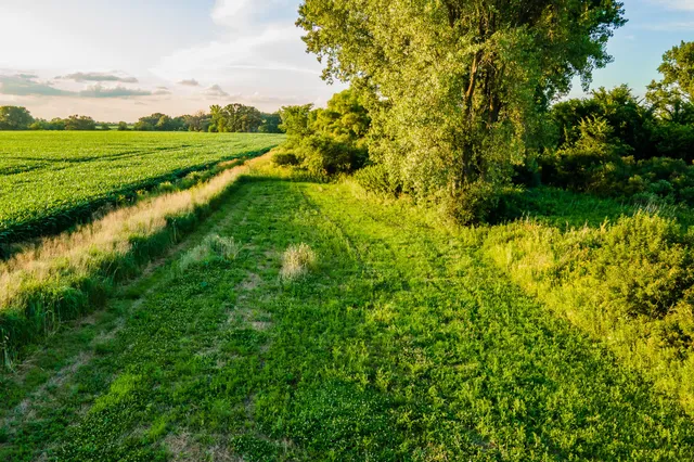 $799,000 | N2232 Peters Road, Sharon, WI 53585