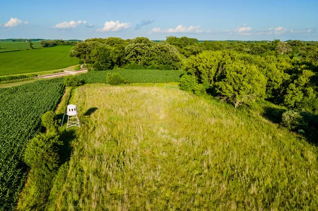 $799,000 | N2232 Peters Road, Sharon, WI 53585