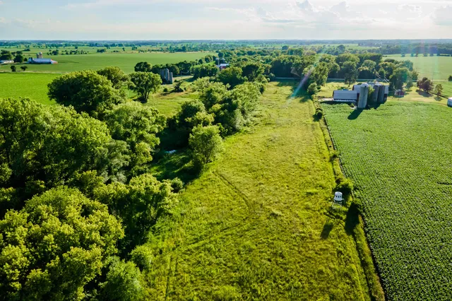 $799,000 | N2232 Peters Road, Sharon, WI 53585