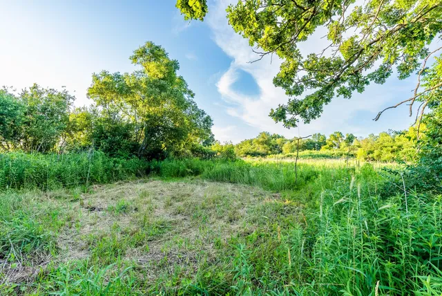 $799,000 | N2232 Peters Road, Sharon, WI 53585