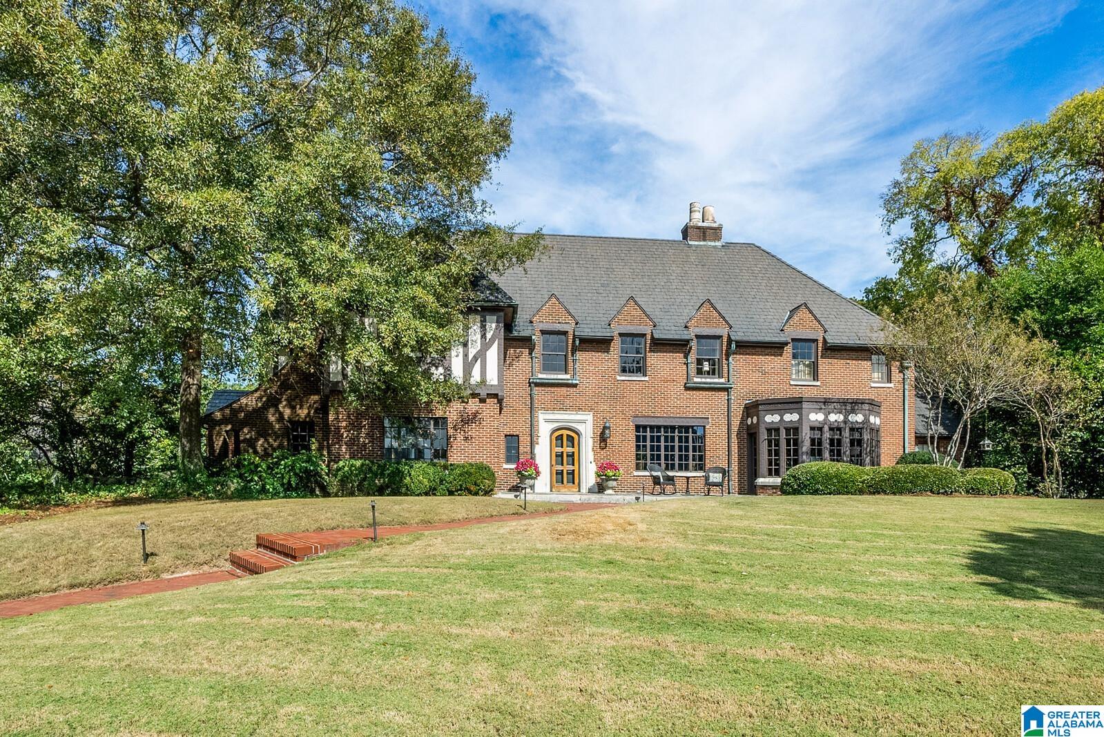 10 Ridge Drive Birmingham, AL 35213 - Photo 2 of 78