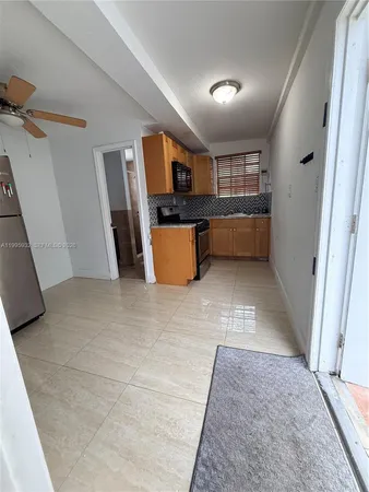 $1,750 | 2250 Northwest 103rd Street, Unit B, Miami, FL 33147