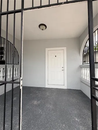 $1,750 | 2250 Northwest 103rd Street, Unit B, Miami, FL 33147