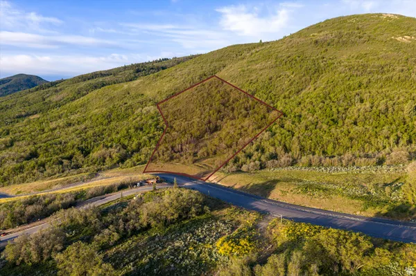 $995,000 | 4757 East Osprey Ranch Drive, Unit 10, Eden, UT 84310