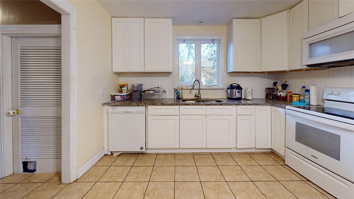 23 Middle Street Woonsocket, RI 02895 - Photo 12 of 34