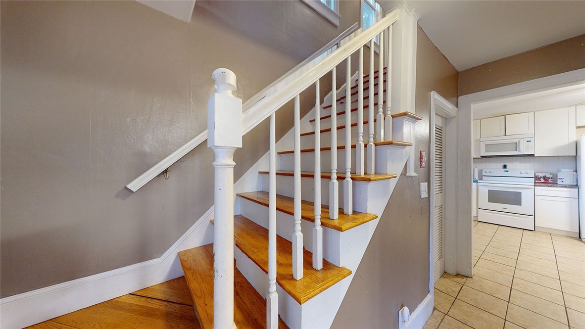 23 Middle Street Woonsocket, RI 02895 - Photo 13 of 34