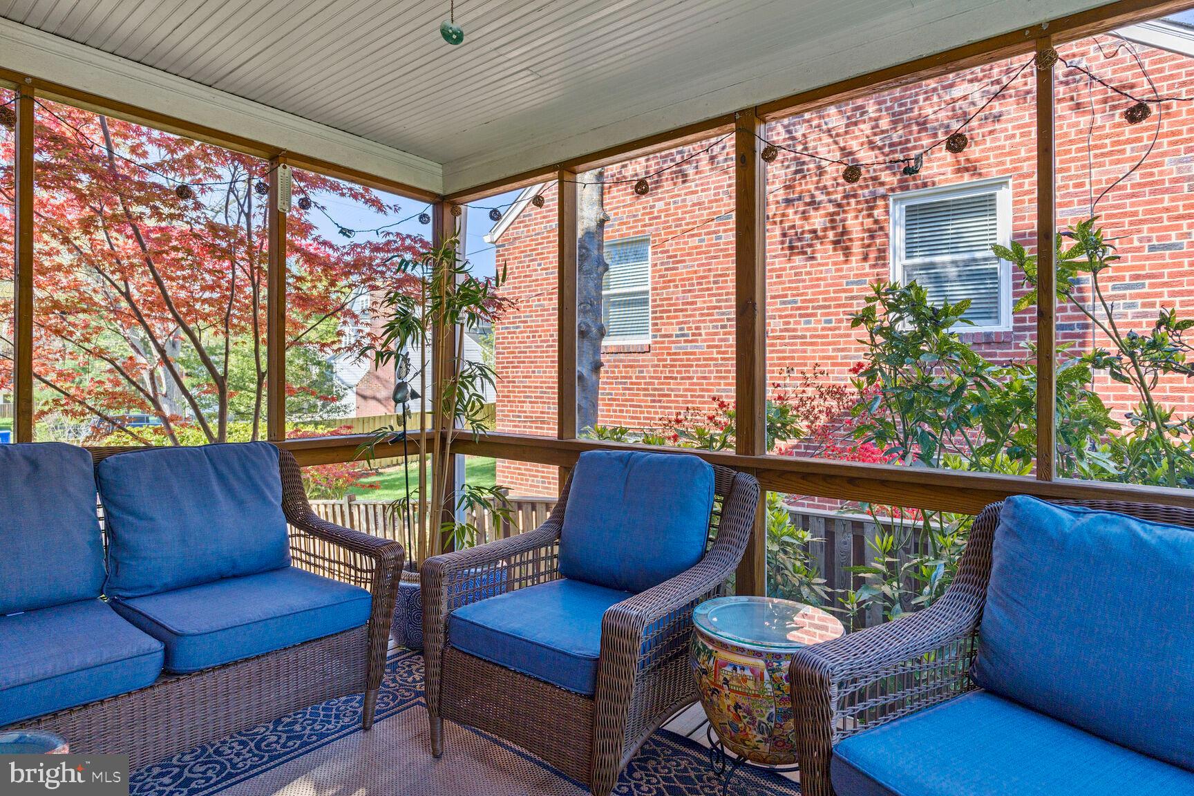 5021 25th Road North Arlington, VA 22207 - Photo 26 of 35 a living room with furniture and a large window