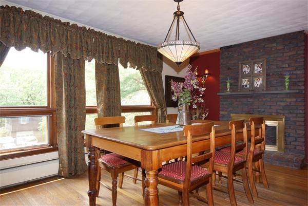 35 Corcoran Road Burlington, MA 01803 - Photo 4 of 28 Gallery Image 4