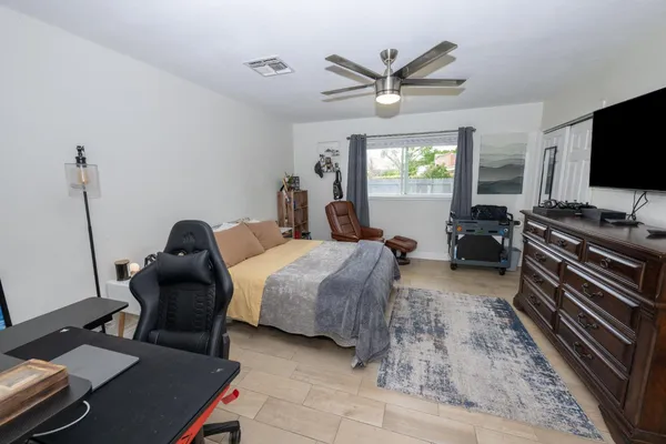 $699,900 | 2064 Ashlan Avenue, Clovis, CA 93611