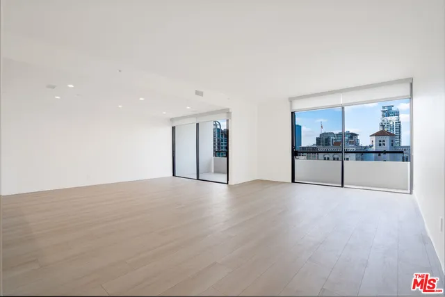 $5,000 | 600 West 9th Street, Unit 1509, Los Angeles, CA 90015