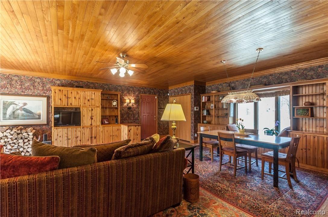 3747 Ray Road Oxford, MI 48370 - Photo 17 of 49 3747 Ray-26.jpg