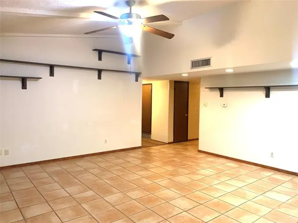 $2,200 | 941 Lombardy Drive, Plano, TX 75023