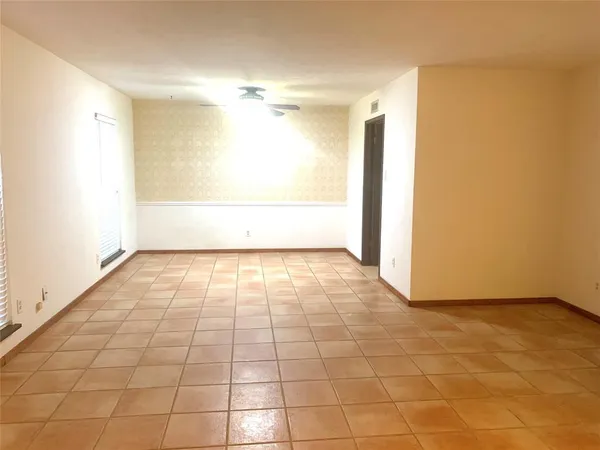 $2,200 | 941 Lombardy Drive, Plano, TX 75023