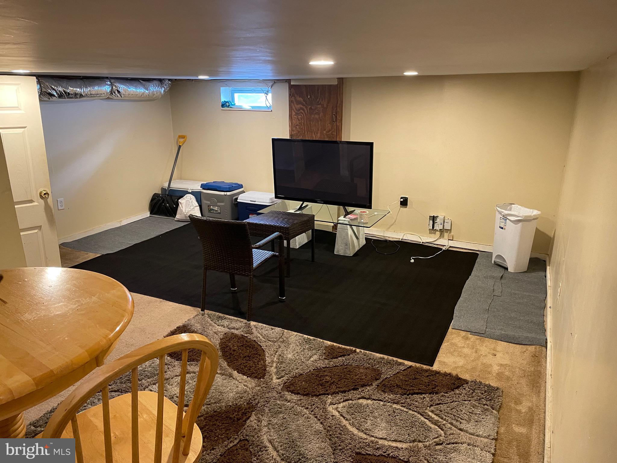 923 Burnside Road Sharon Hill, PA 19079 - Photo 3 of 12 Bonus room in basement!