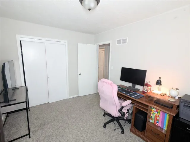 $159,900 | 5709 Elm Avenue, Raytown, MO 64133