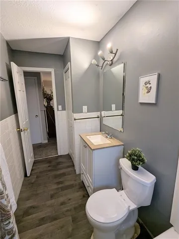 $159,900 | 5709 Elm Avenue, Raytown, MO 64133