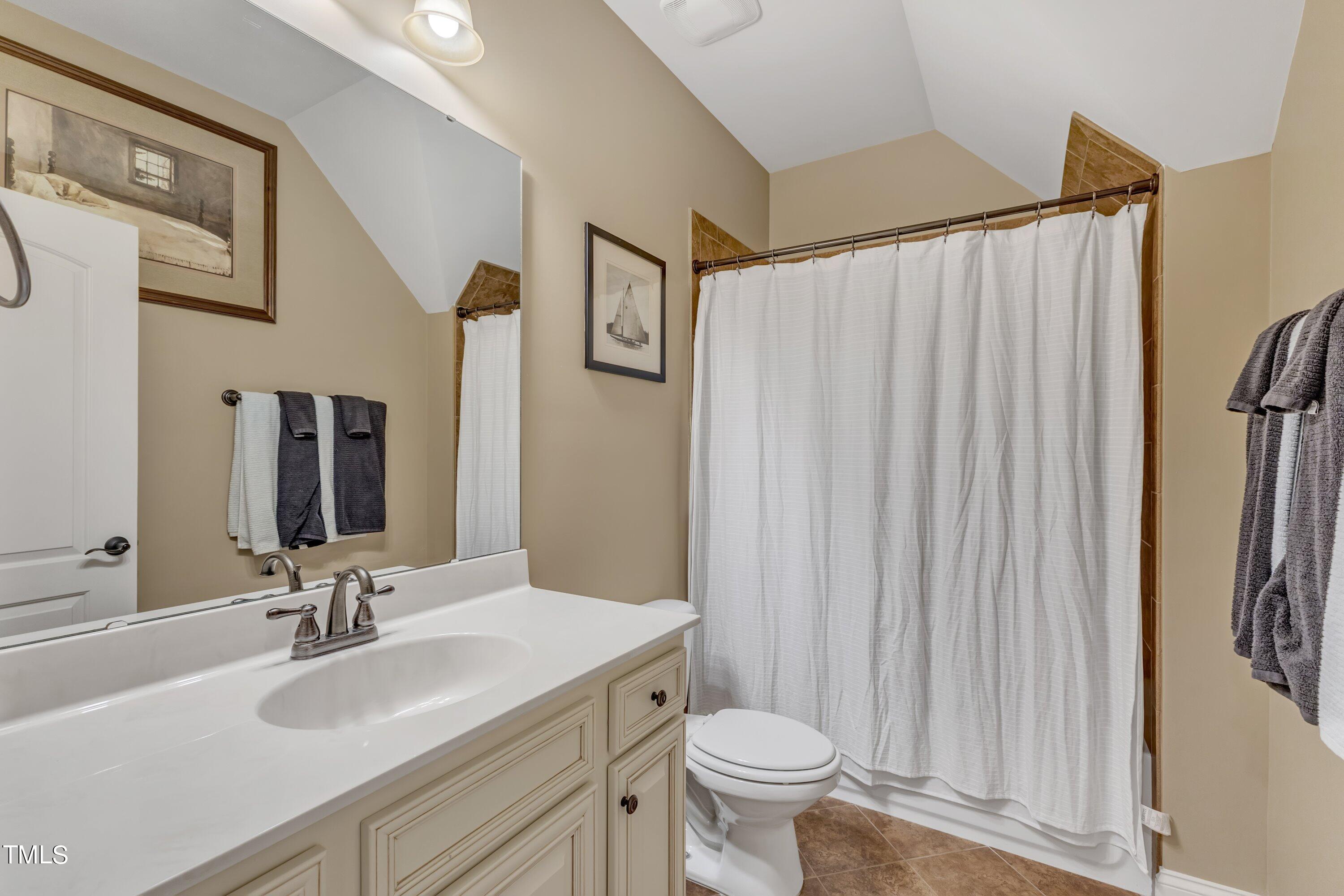 3128 McDade Farm Road Raleigh, NC 27616 - Photo 47 of 66 Hall Bath