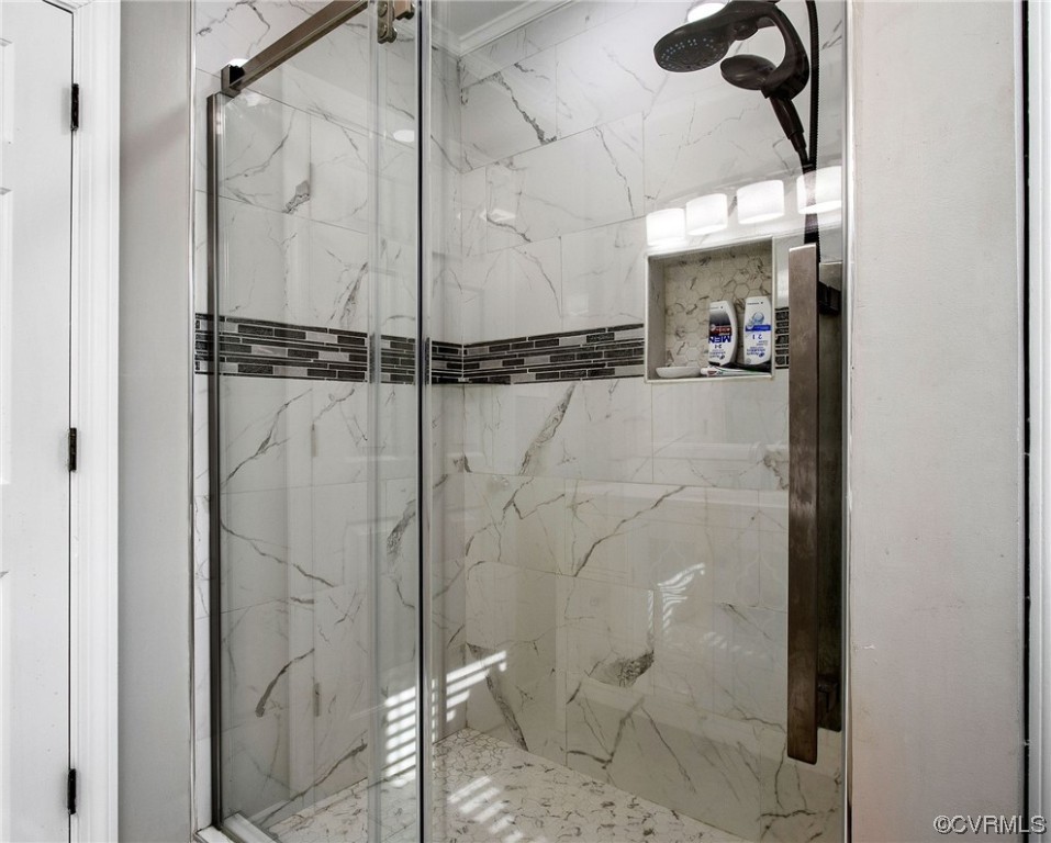 10111 Cattail Road Chesterfield, VA 23838 - Photo 21 of 31 a bathroom with a shower