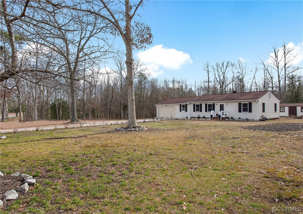 10111 Cattail Road Chesterfield, VA 23838 - Photo 4 of 31 a view of a house with a yard