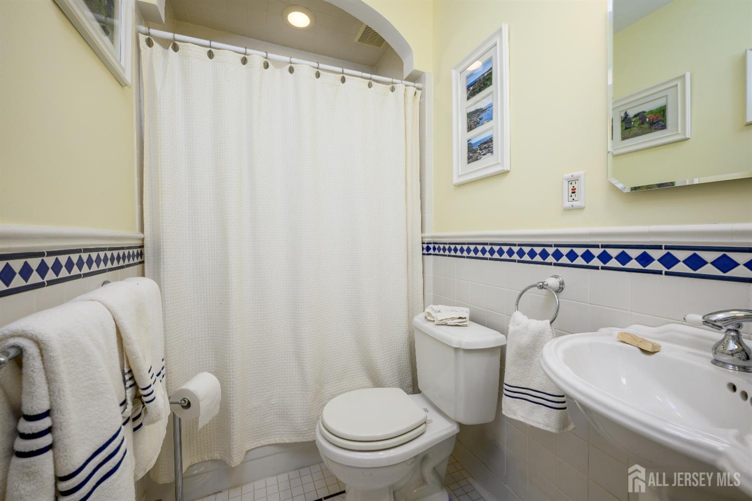 65 Wilson Road Somerset, NJ 08873 - Photo 22 of 31