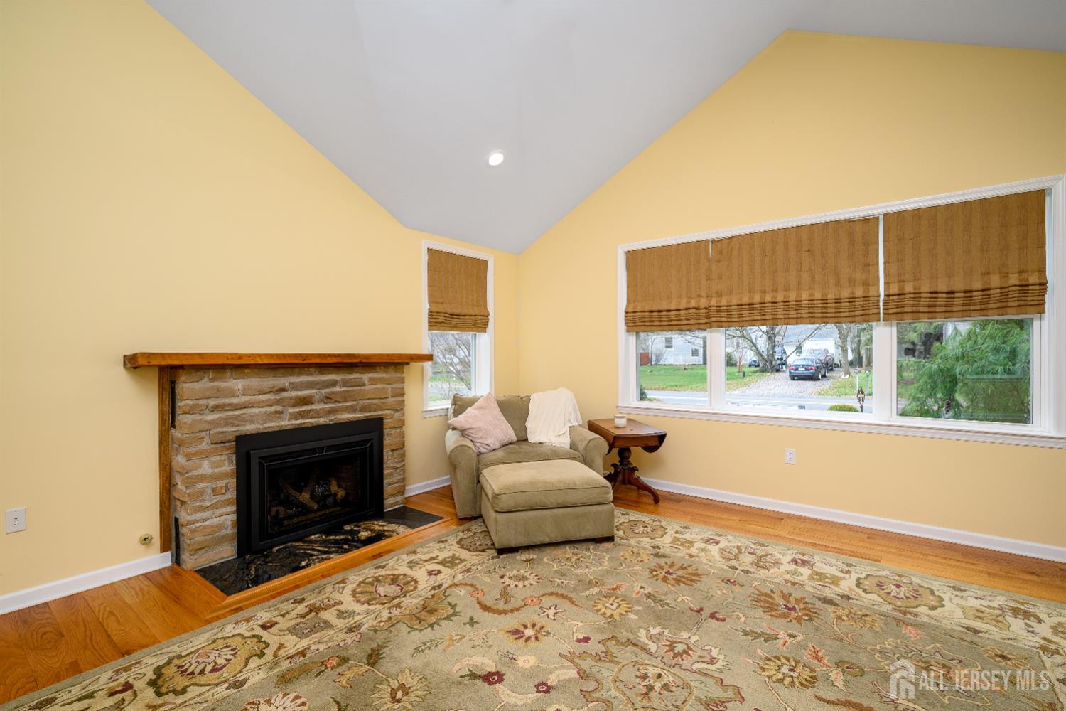 65 Wilson Road Somerset, NJ 08873 - Photo 4 of 31