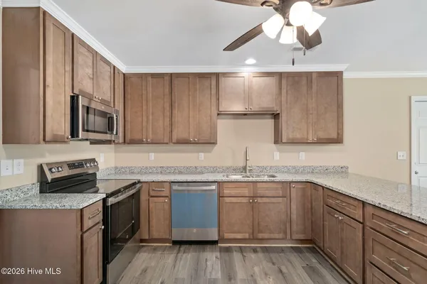 $275,000 | 214 North Walnut Street, Rose Hill, NC 28458