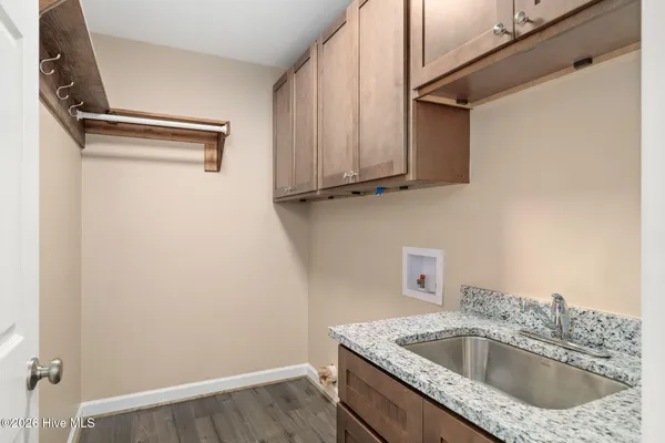 $275,000 | 214 North Walnut Street, Rose Hill, NC 28458