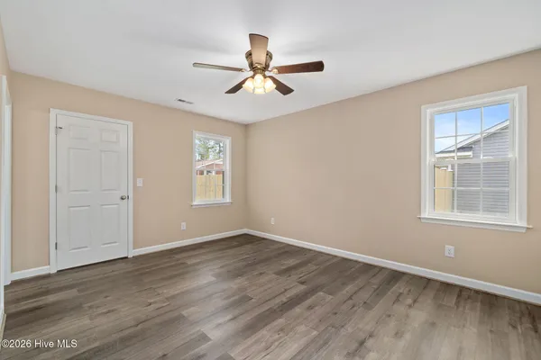 $275,000 | 214 North Walnut Street, Rose Hill, NC 28458