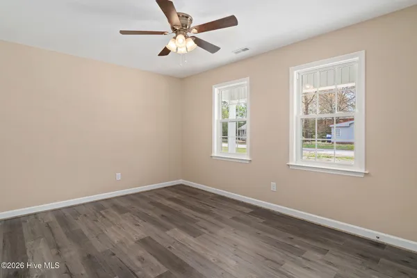 $275,000 | 214 North Walnut Street, Rose Hill, NC 28458