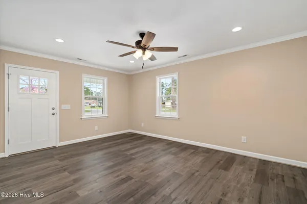 $275,000 | 214 North Walnut Street, Rose Hill, NC 28458